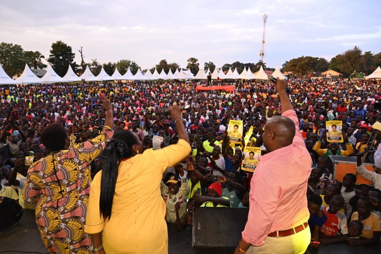 e227ceaa7c1746d28f255e7a4392d377