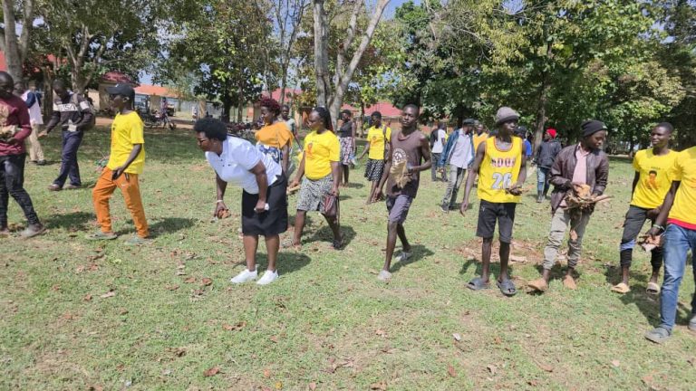 6d8f2a03feef4937bb5c36e6195df82c